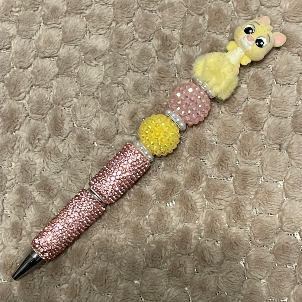 Winnie the pooh rabbit rhinestone pen
